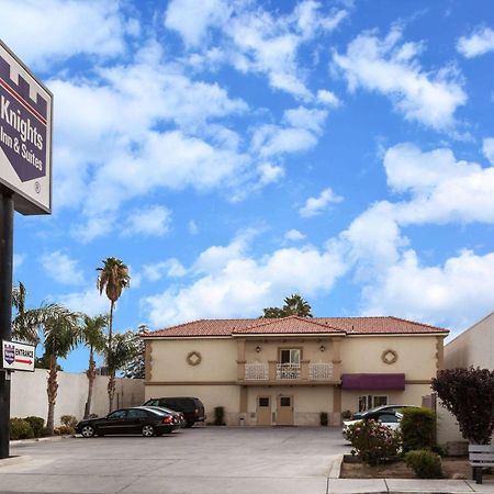 Howard Johnson By Wyndham Bakersfield Exterior foto